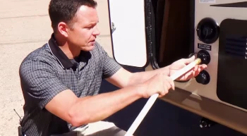 Step-by-Step Guide to How to Fill Fresh Water Tank On Rv