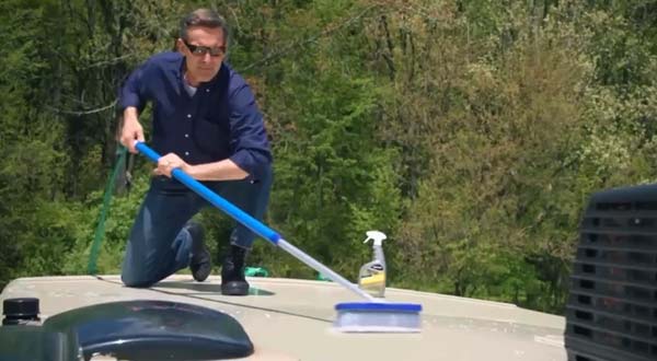 What to Look for Before Buying RV Roof Cleaners