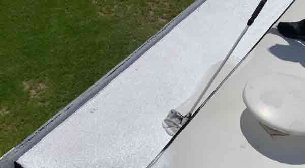 How To Clean The Roofs