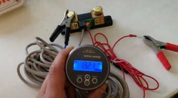 An eco-friendly power supply cable for RV battery monitors