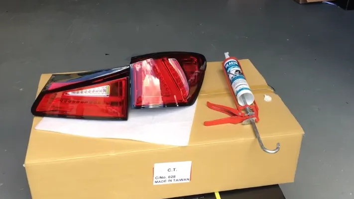 Best Sealant for Tail Lights
