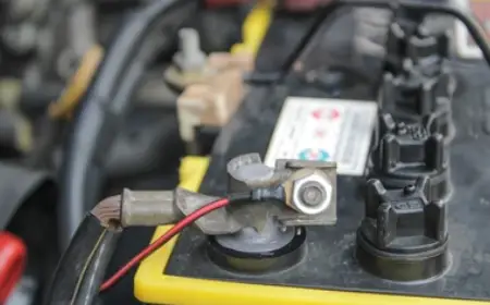 Charging thick wire gauges of trailer batteries