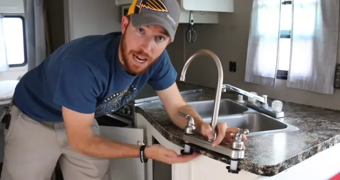 Best RV Kitchen Sink Faucet with Sprayer